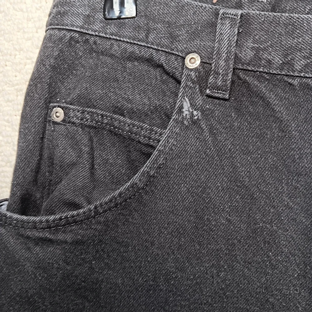 Wrangler Rugged Wear Men's Jeans 36x32 Black Denim Classic Fit Straight Leg READ - Picture 4 of 7